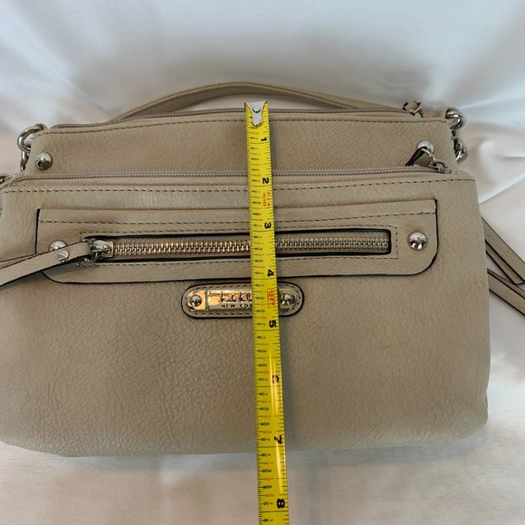 Nicole by Nicole Miller Handbag Crossbody Purse Beige Multi Zippers Adjust Strap - Picture 16 of 16
